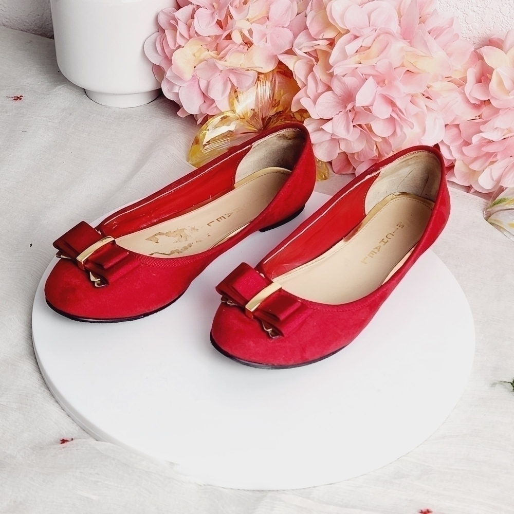 michael Shannon Gabby Red & Gold Bow Flat Women's Size 6